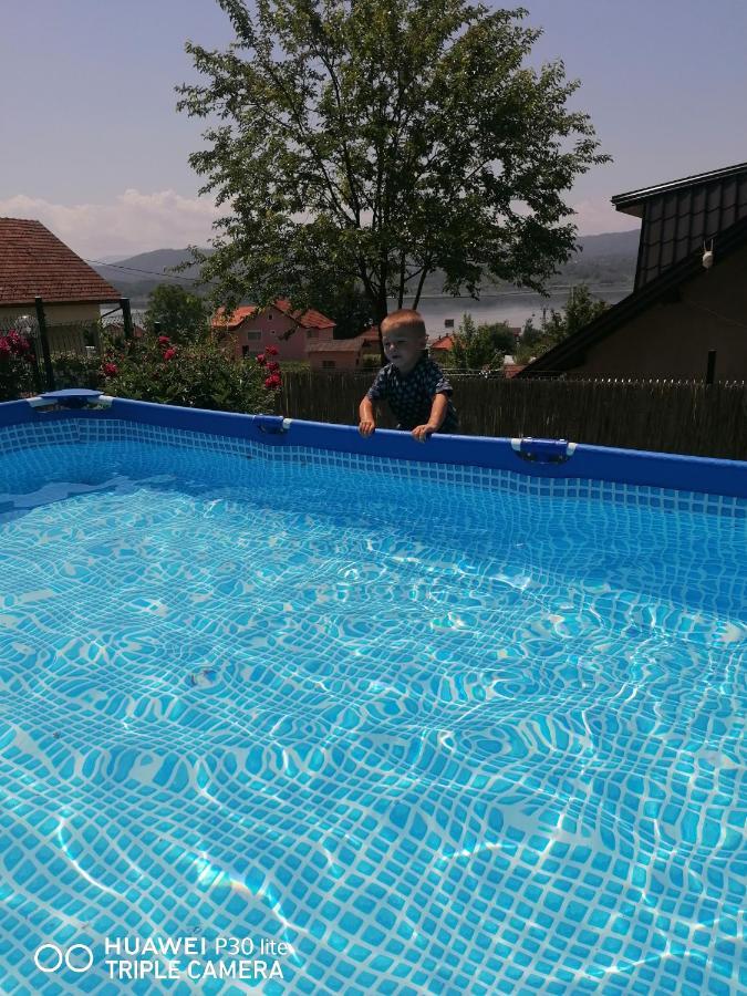 Lukavac Asja Guest House מראה חיצוני תמונה